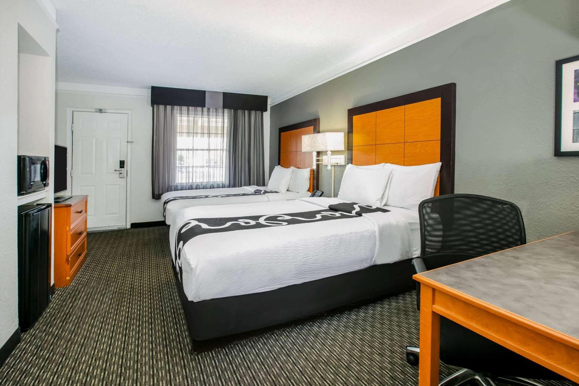 La Quinta Inn By Wyndham Dallas Uptown Ruang foto